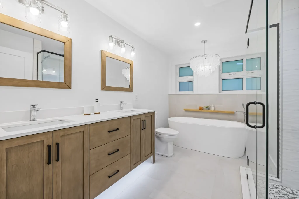 after photo of bathroom in full home renovation by Arama Building in Parksville/Qualicum Beach