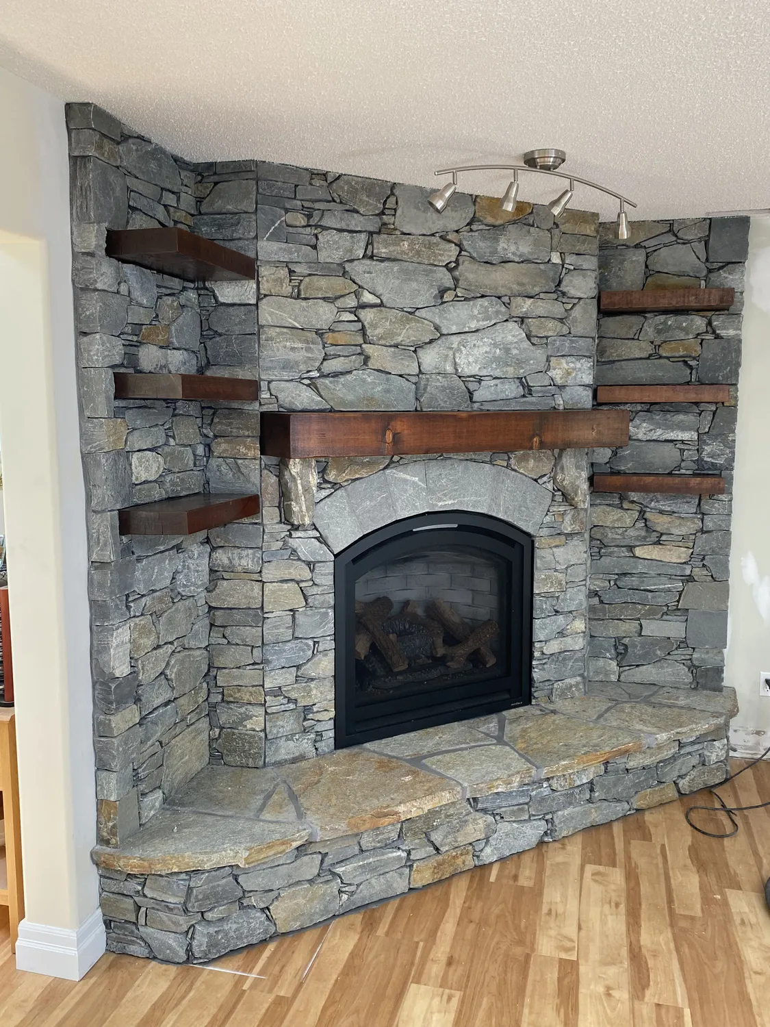 completed fireplace renovation, by Arama Building & Renovations in Qualicum Beach completed fireplace renovation, by Arama Building & Renovations in Qualicum Beach