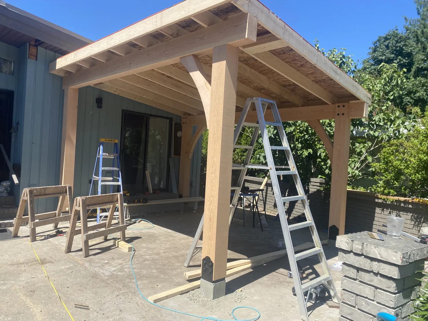 pergula/covered patio build by Arama Building & Renovations in Qualicum Beach pergula/covered patio build by Arama Building & Renovations in Qualicum Beach
